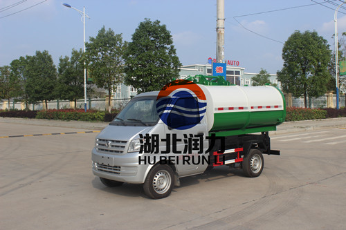 走街串巷，靈活輕巧-東風(fēng)小康3方掛桶式垃圾車(chē)